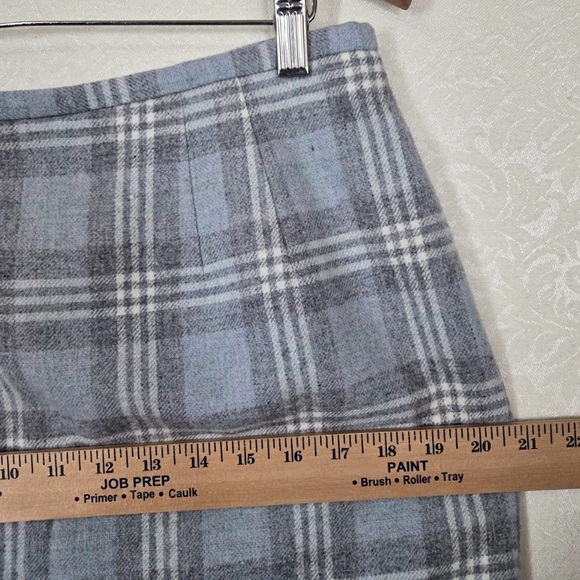 Talbots Blue and Gray Plaid Pencil Skirt - Picture 6 of 7